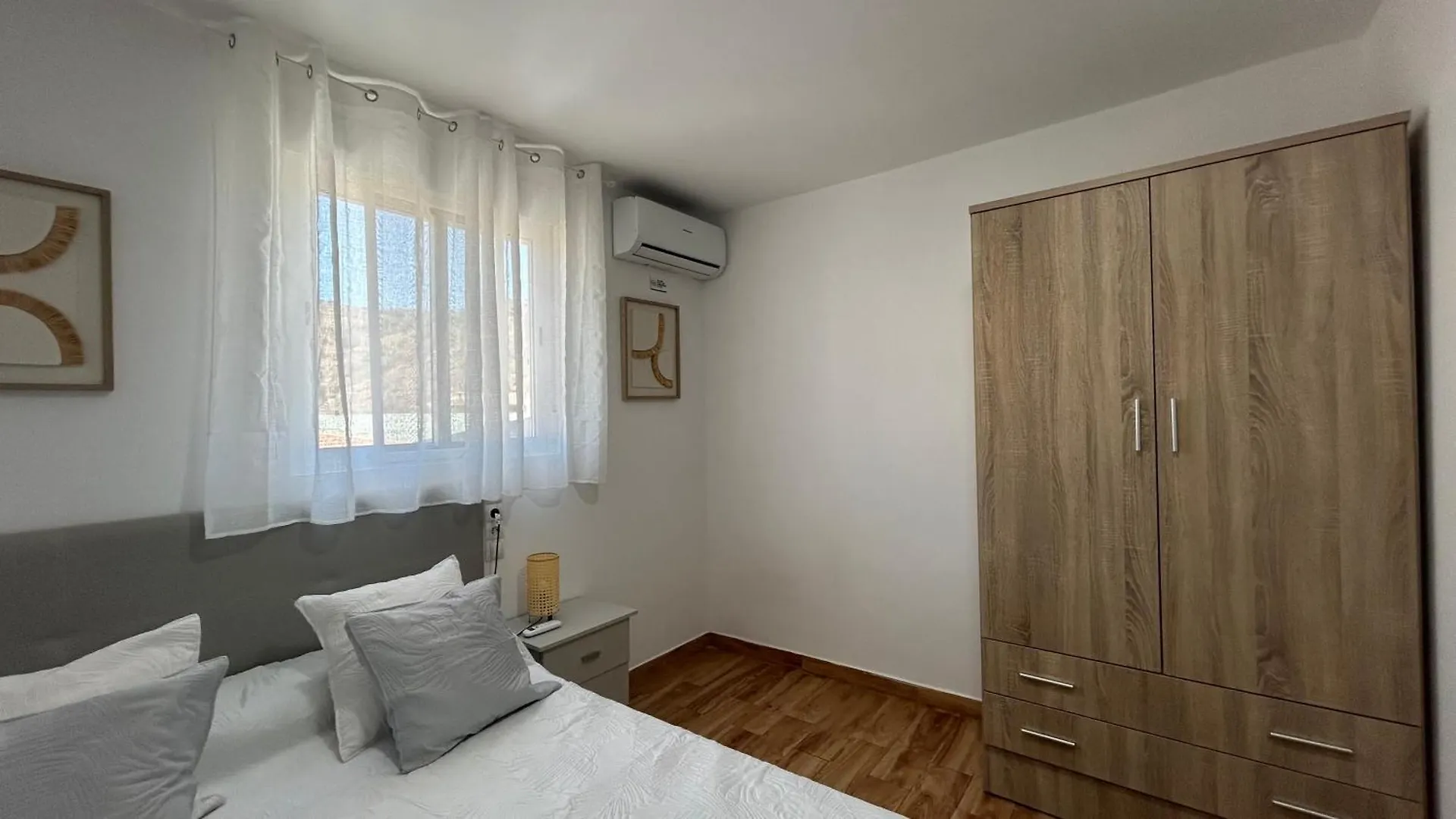 شقة Piso Con Gran Terraza En Malaga Arenas